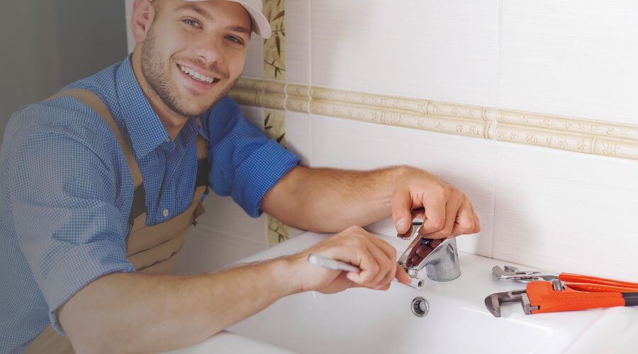 Handle or spout repair in Steele, MO